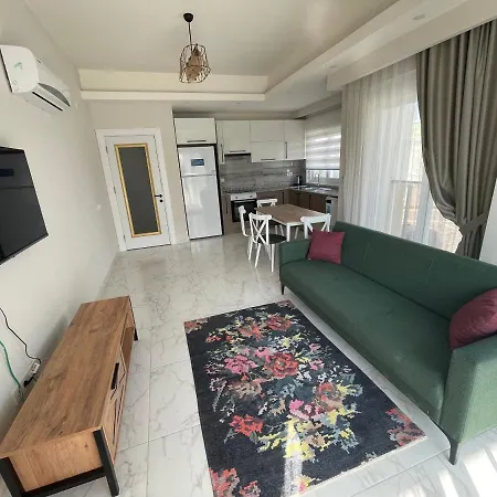 Apartament новые уютные в Emerald Paradise *