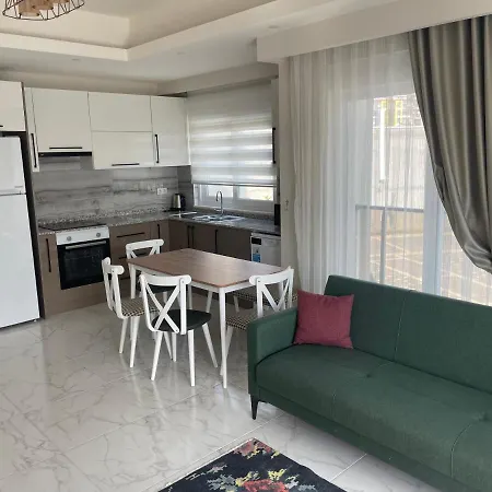 Apartament новые уютные в Emerald Paradise *