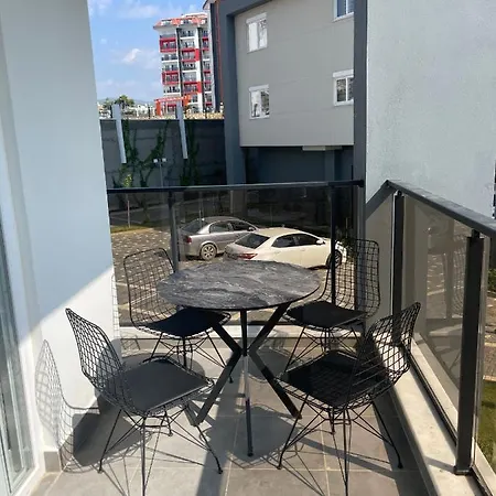 Apartament новые уютные в Emerald Paradise *